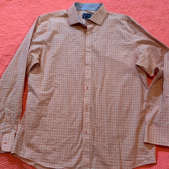 Vineyard Place Other - Vineyard Place Classic Oxford Button-up Shirt